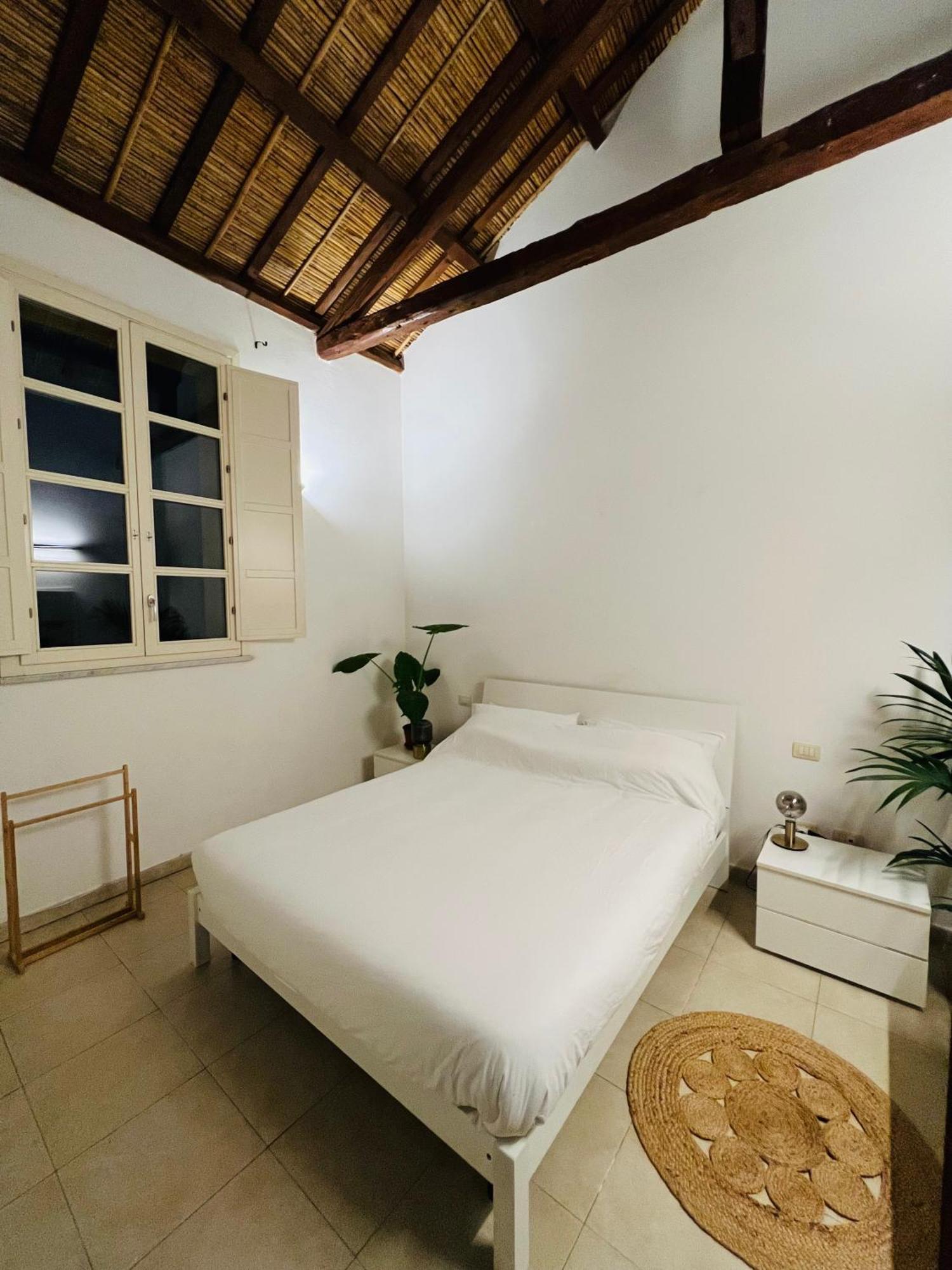 Castello Attic Sunset Terrace Apartment Cagliari Exterior photo